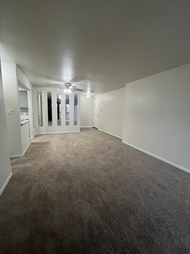 Photo - 933 W Glen Park Ave