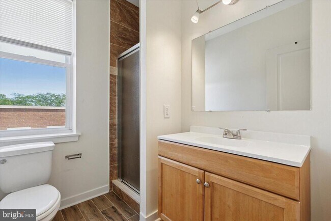 Photo - 2128 N 17th St Unidad 2