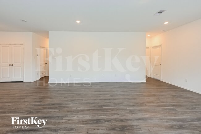 Photo - 5228 Pine Pass Dr