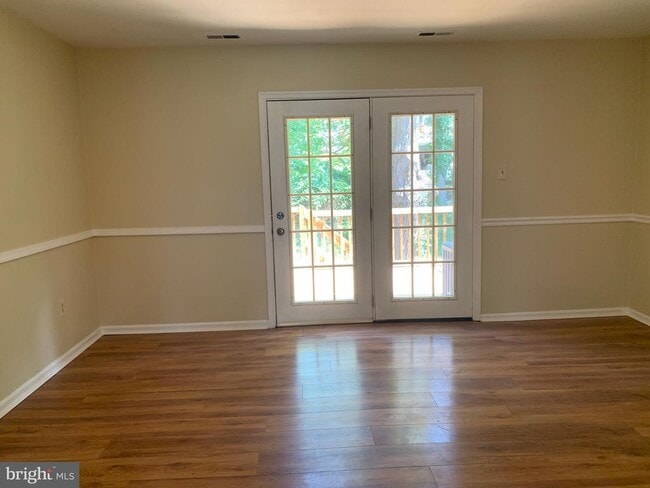 Photo - 249 Periwinkle Ave