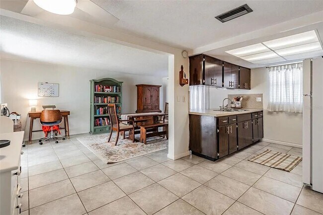 Photo - 7916 Yucca Dr