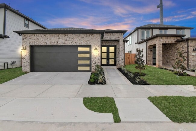 Photo - 4352 Avron Dr