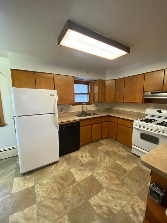 Photo - Cozy Home with Double Stall Garage