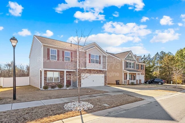 Photo - 4015 Meadow Green Dr