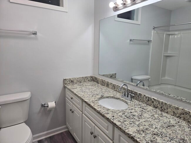 Photo - 4580 Hickory Dr