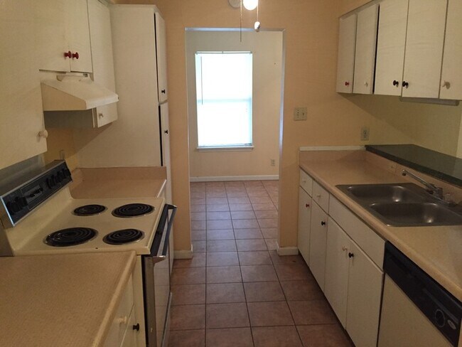 Photo - 2 Bedroom Duplex in SE San Antonio - PECAN VALLEY