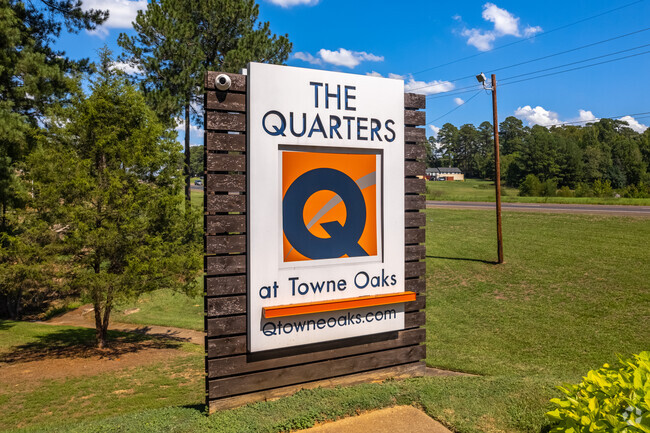 The Q's at Towne Oaks - The Q's at Towne Oaks Apartments