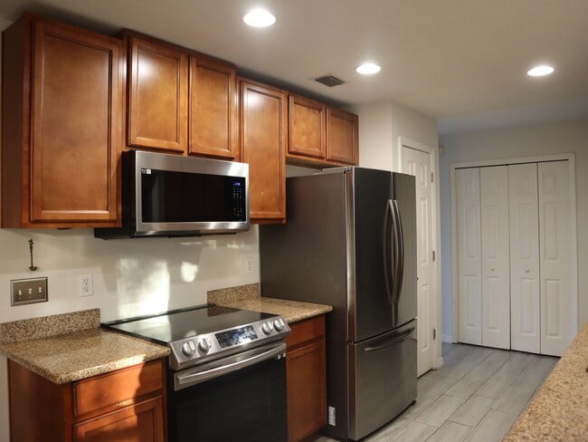 Photo - Great Location 3 bedroom 2 Bath 2 Car Garage Call/Text Carole Arcaro 386-216-4900 Deltona Lakes R...