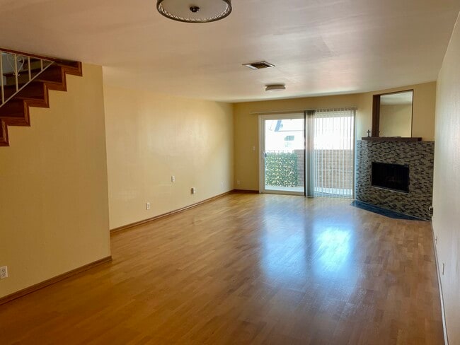 Photo - 1114 San Rafael Ave Unidad 4