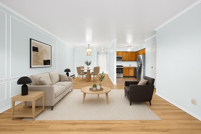 Building Photo - 729 10th St Unit 3D