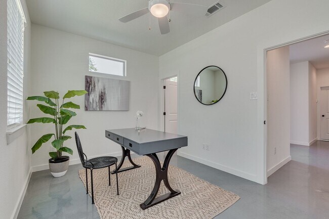 Photo - * MOVE IN SUMMER 07/10/2027 * 5 Bed 5.5 Ba...