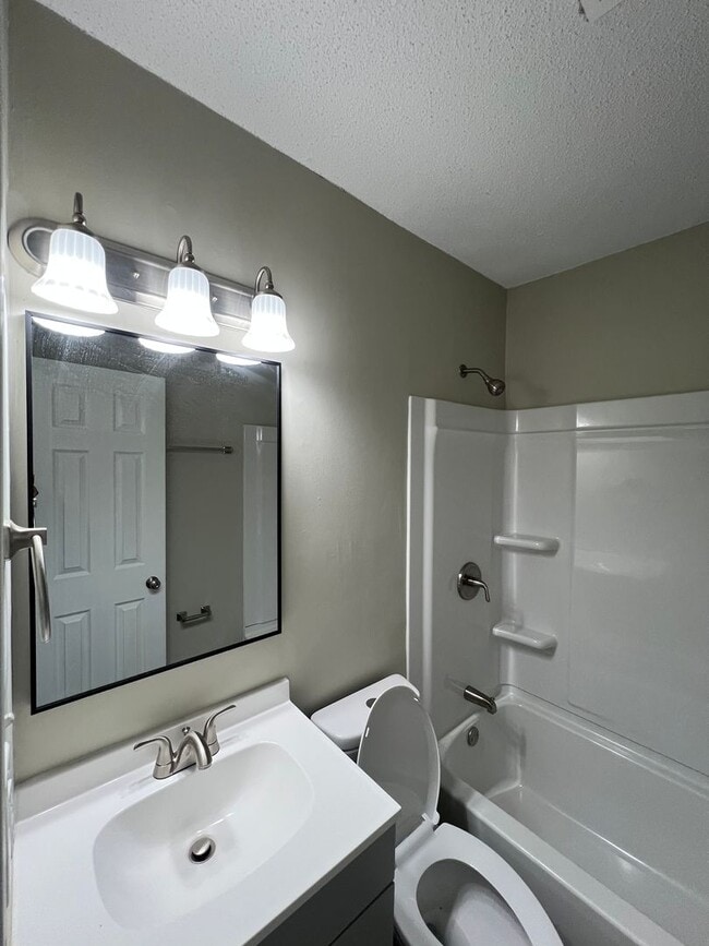 Photo - RENOVATED 3 Bd 1 Ba Home In University Park