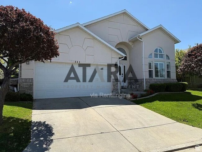 Photo - 941 Fremont Rd