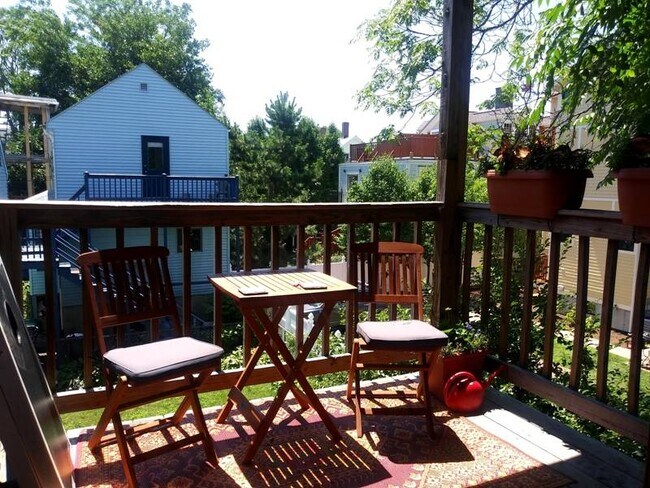 Photo - 169 Windsor St Unit 1