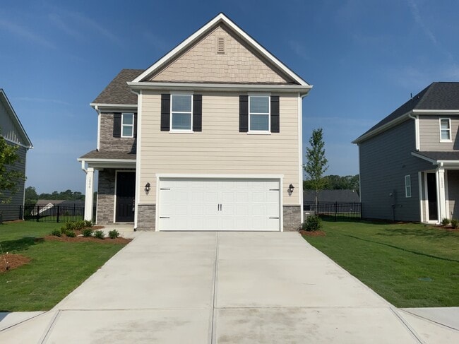 Photo - 1056 Highland Walk House