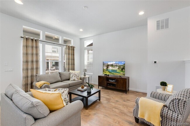 Photo - 8924 Delacorte St