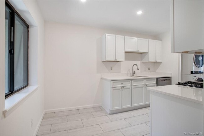 Photo - 361 N Greeley Ave Unit 361