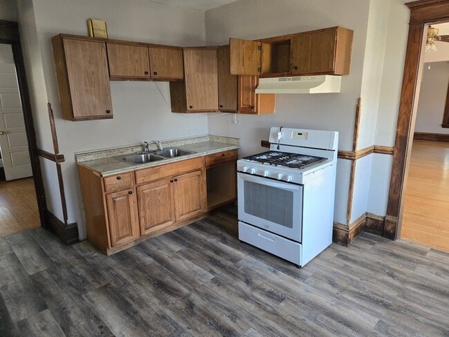 Photo - 2937 Fremont Ave N Unidad 2939 Fremont Ave N