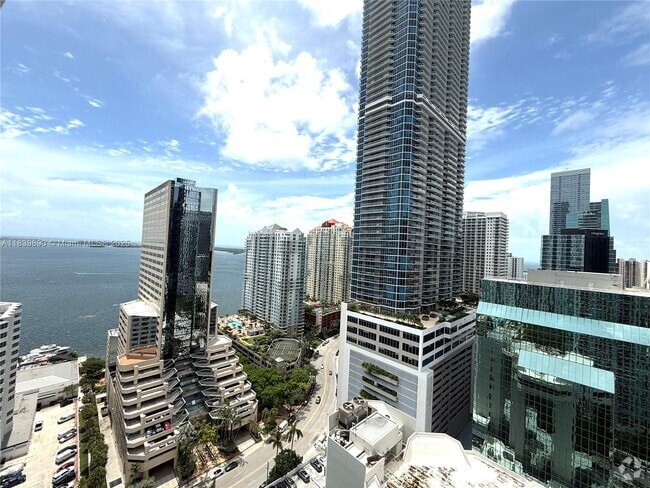Building Photo - 951 Brickell Ave Unit 2710 Rental