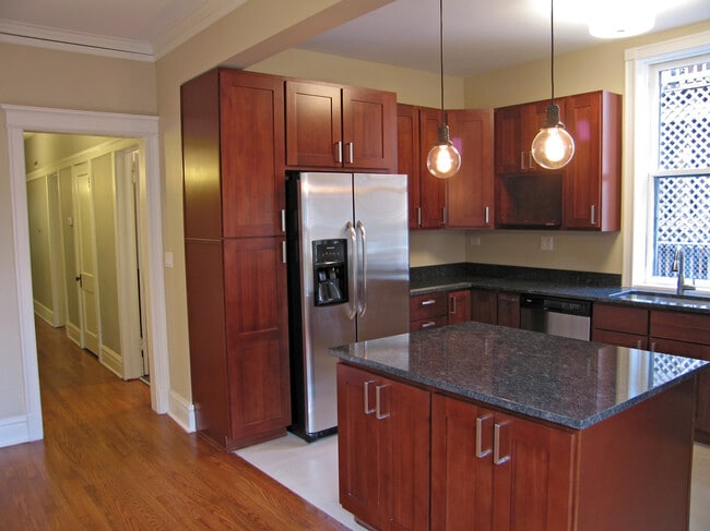 Kitchen - 1057 W Balmoral Apartamentos Unidad #1