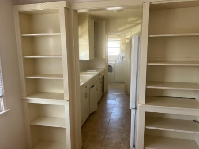 Photo - 645 S Marengo Ave Unit E