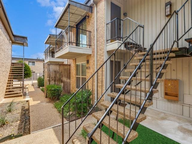 Building Photo - 10216 Regal Oaks Dr Unit C Rental