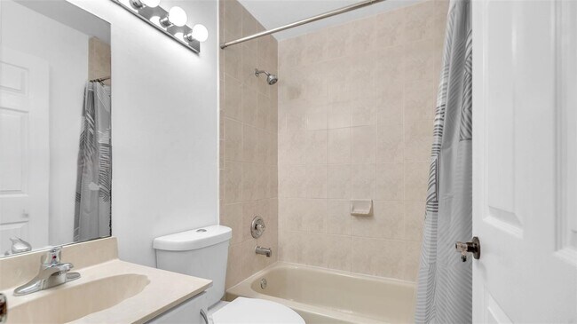 Photo - 18713 NW 84th Psge