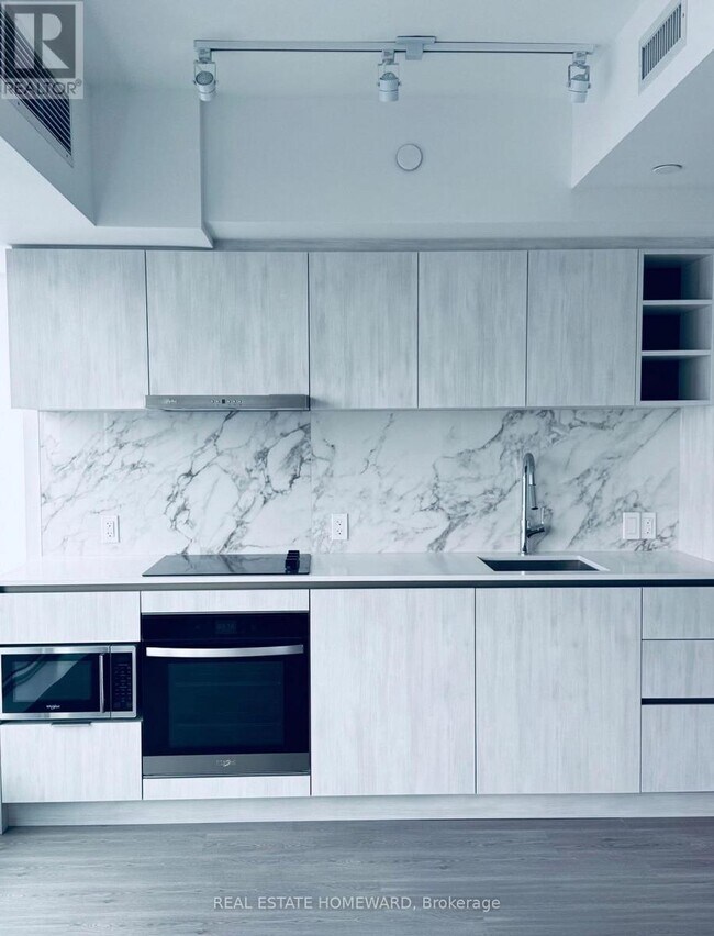 Photo - 8 Wellesley St W Unit 4505