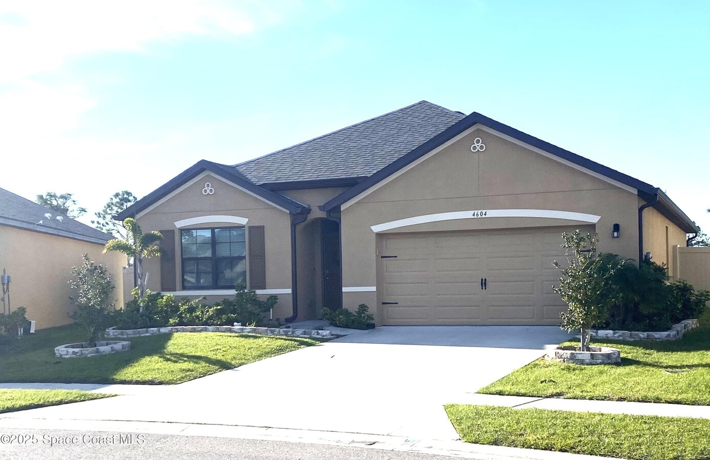 Photo - 4604 Magenta Isles Dr