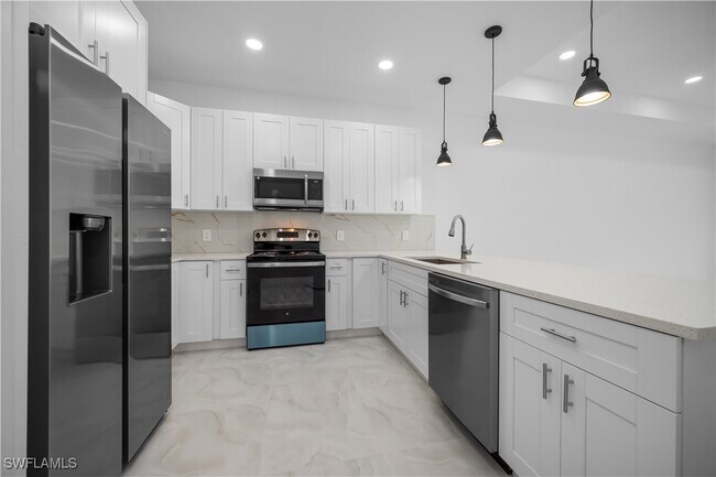 Photo - 2400 Wanda Ave N