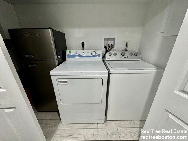 Photo - 68 Manet Rd Unit 68