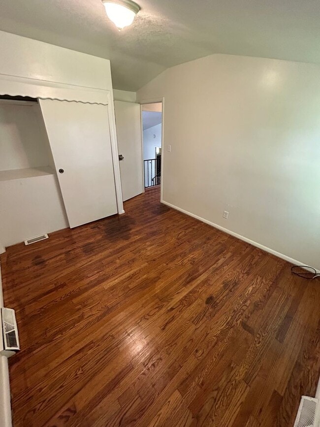 Photo - 3 Bed 1.5 Bath 1 Car Garage $1395.00