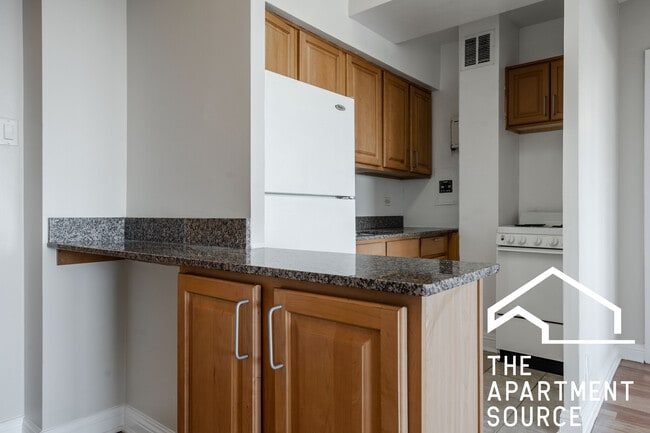 Photo - 4180 N Marine Dr Unidad 1007