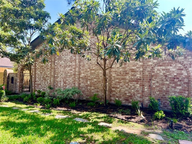 Photo - 10719 Creektree Dr