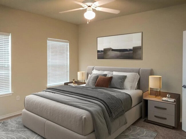 Photo - Pine Crest Apartments