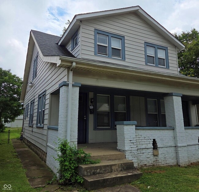 Photo - 1337 W Lee St