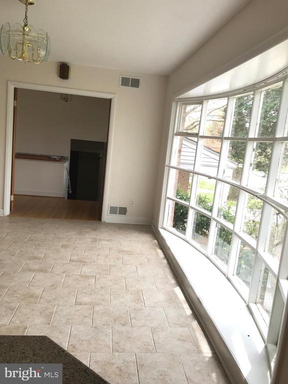 Photo - 6218 Nelway Dr