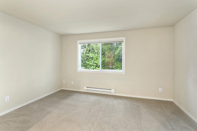 Photo - Mill Creek 3 Bedroom Corner unit Condo Unit E207