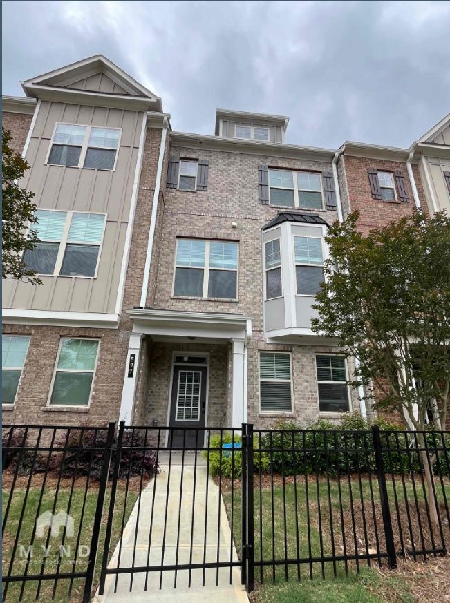 Photo - 597 Fundao Ln Townhome