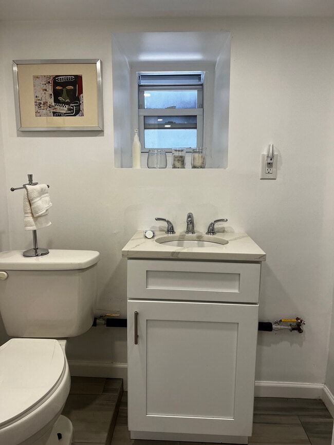 Photo - 42 Lincoln St Unidad G