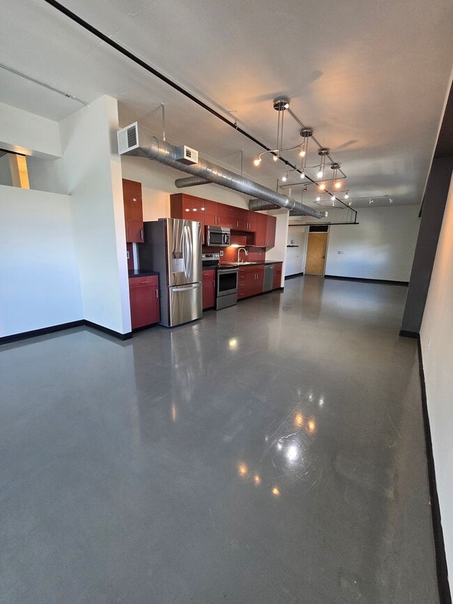 Photo - Luxurious 2BR , 2BA 2nd floor loft in East Downtown Area- aprox 1650 sq ft Unit 204