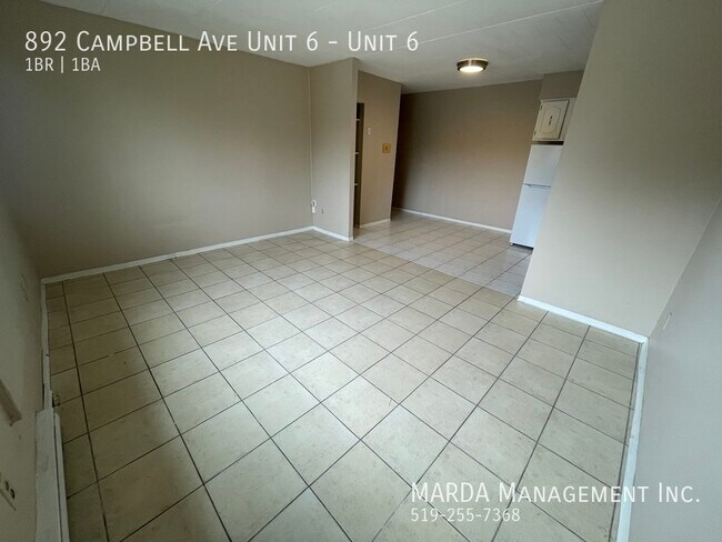 Photo - SPACIOUS 1 BED/1BATH APARTMENT AT COLLEGE AND CAMPBELL! + HYDRO! Unit 6