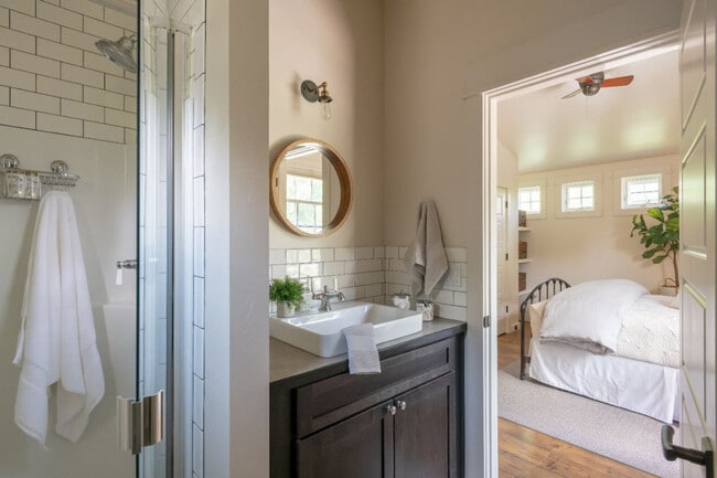 Photo - 522 W College St Unidad ID1292390P