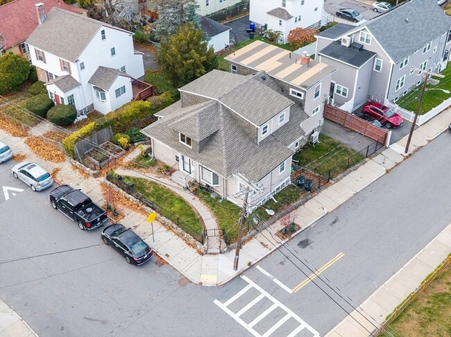 Building Photo - 12 Wilmington Ave