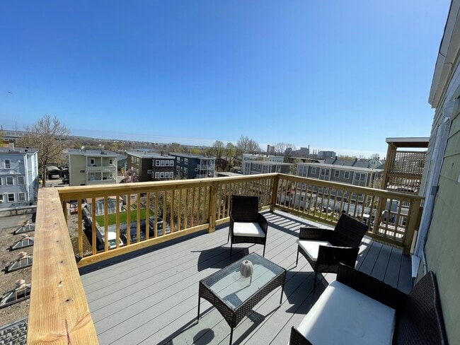 Photo - 101 Heath St