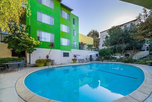 Universe at the Sycamores Apartments