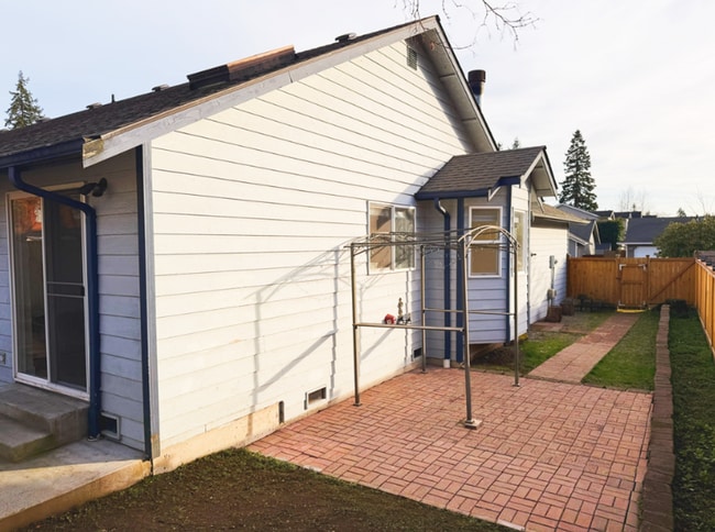 Photo - 23 113th Pl SE