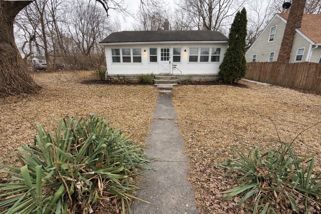 Building Photo - 4931 Orion Ave