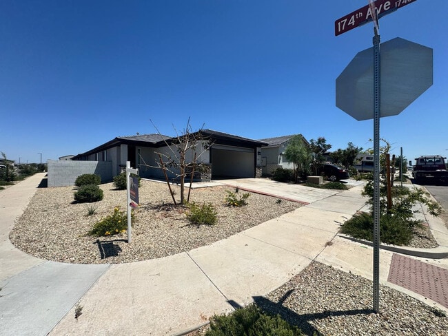 Photo - 17388 W Country Club Terrace