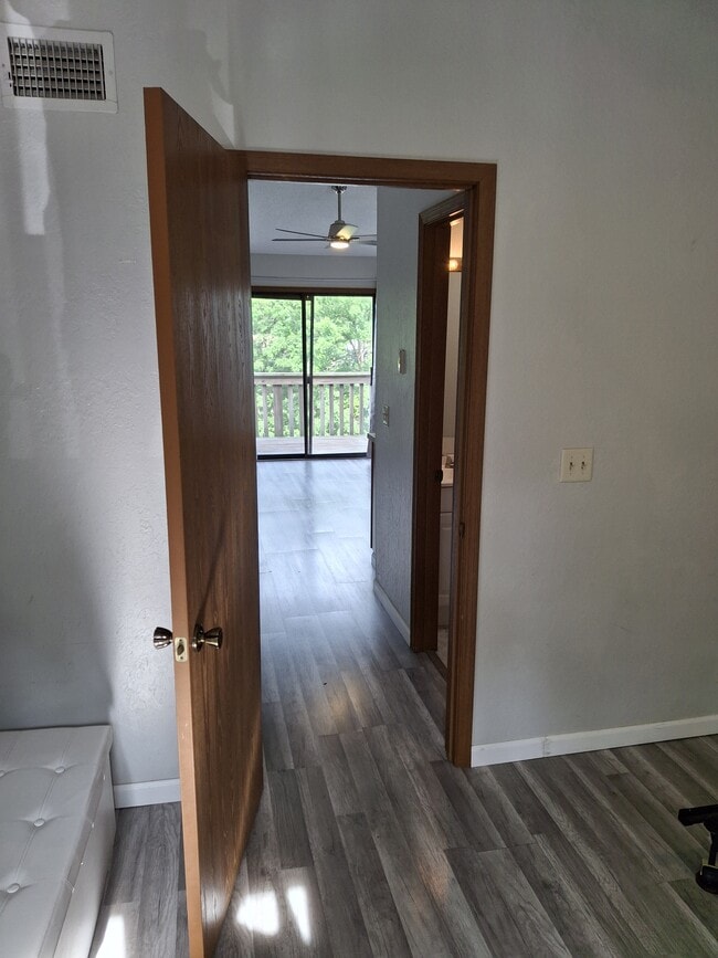 Photo - 150 SWS Dr Unit 159-4C